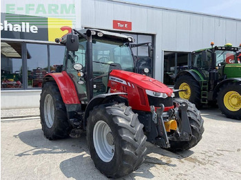 Trator MASSEY FERGUSON 5610
