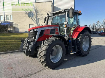 Trator MASSEY FERGUSON 100 series