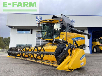 Ceifeira debulhadora NEW HOLLAND