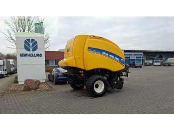 Enfardadeira de fardos quadrados NEW HOLLAND