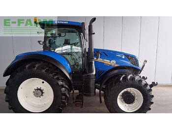 Trator NEW HOLLAND T7