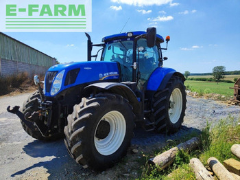 Trator NEW HOLLAND T7.235