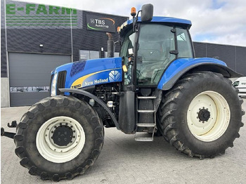 Trator NEW HOLLAND T8000