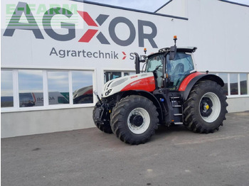 Trator STEYR Terrus CVT