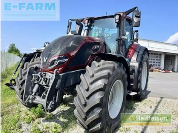 Trator VALTRA