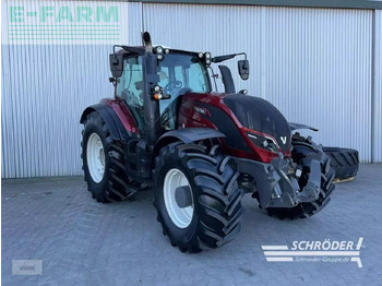 Trator VALTRA T254