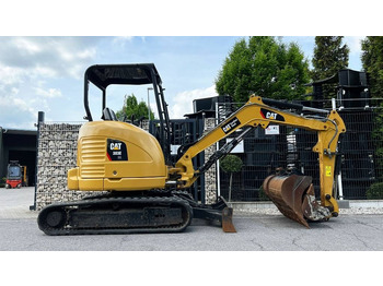 Mini escavadeira CATERPILLAR 303E