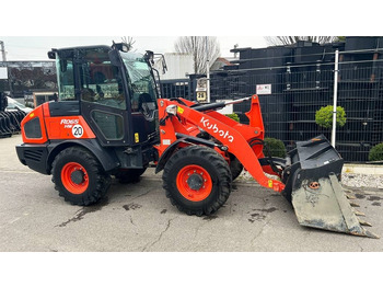 Pá carregadora de rodas KUBOTA R065