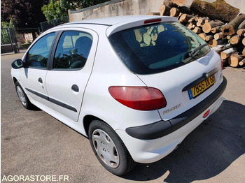 Automóvel