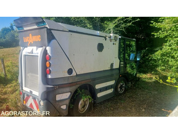 Varredora urbana SCHMIDT