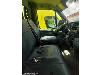 Camião LOT 6 CFR : IVECO TURBO DAILY BENNE 6.5T: foto 3