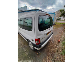 Automóvel Citroen Berlingo Combispace ESS+GNV - 2007 - 62683kms: foto 3