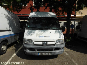 Furgão PEUGEOT Boxer