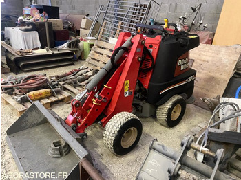 Pá carregadora DITCH WITCH