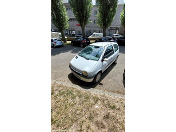 Automóvel RENAULT