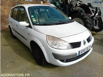 Automóvel RENAULT