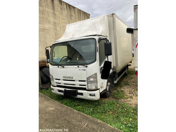Veículo comercial ISUZU
