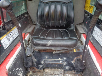 Mini pá carregadora Bobcat S130: foto 5