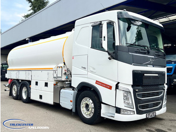Caminhão tanque VOLVO FH 540