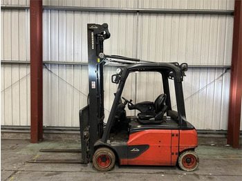 Empilhadeira elétrica LINDE E20