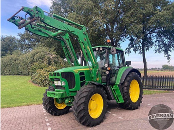 Trator JOHN DEERE 6530