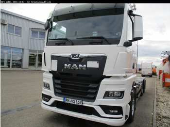 Camião transportador de contêineres/ Caixa móvel MAN TGX 26.510