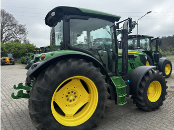 Trator John Deere 6115R: foto 4