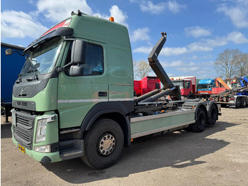 Camião polibenne VOLVO FM 410
