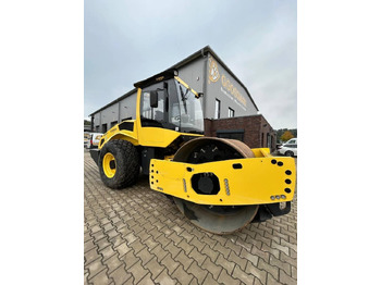 Compactador BOMAG