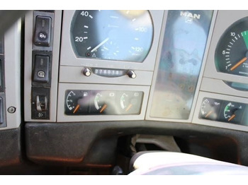 Varredora urbana MAN M 2000: foto 4