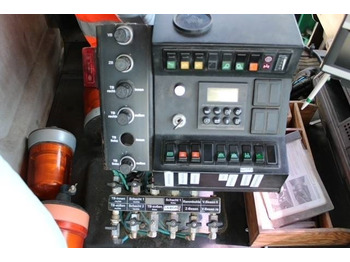 Varredora urbana MAN M 2000: foto 5