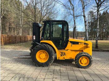 Empilhadeira a diesel JCB