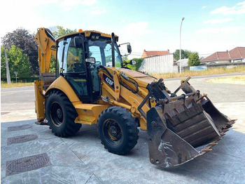 Retroescavadeira CATERPILLAR 428F