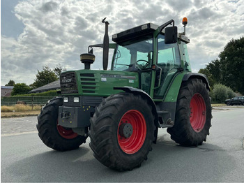 Trator FENDT Farmer 300