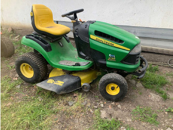 Trator JOHN DEERE