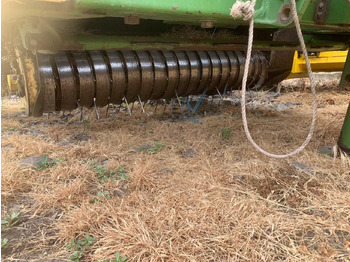 Enfardadeira de fardos redondos Krone KR 155: foto 4 Enfardadeira de fardos redondos Krone KR 155: foto 4