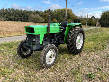 Trator MASSEY FERGUSON 100 series