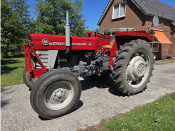 Trator MASSEY FERGUSON 100 series