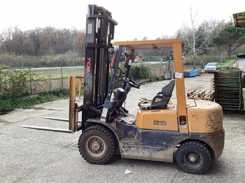 Empilhadeira TCM 25 FORKLIFT: foto 2 Empilhadeira TCM 25 FORKLIFT: foto 2