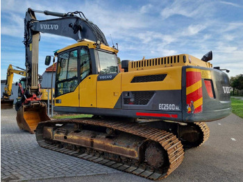 Escavadora de rastos VOLVO EC250DNL