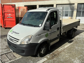 Veículo comercial IVECO Daily 35c12