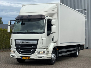 Camião furgão DAF LF 260