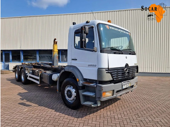 Camião polibenne MERCEDES-BENZ Atego 2628