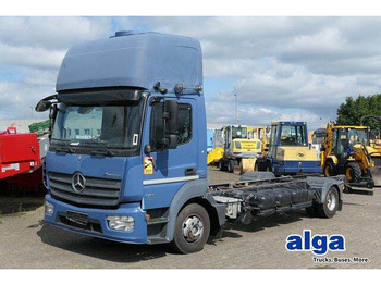 Camião chassi MERCEDES-BENZ Atego 918