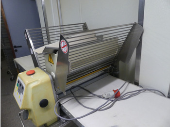 Equipamento de processamento de alimentos Laminoir de boulangerie Seewer Rondo: foto 3