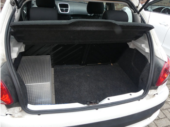 Automóvel Voiture Peugeot 206+ (2010-119.445 km): foto 4