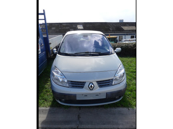 Automóvel RENAULT