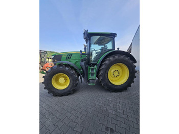 Trator JOHN DEERE 6210R