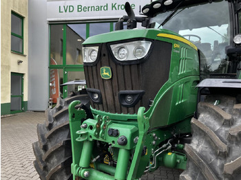 Trator John Deere 6215R: foto 4