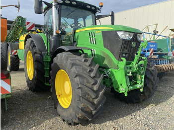 Trator JOHN DEERE 6215R